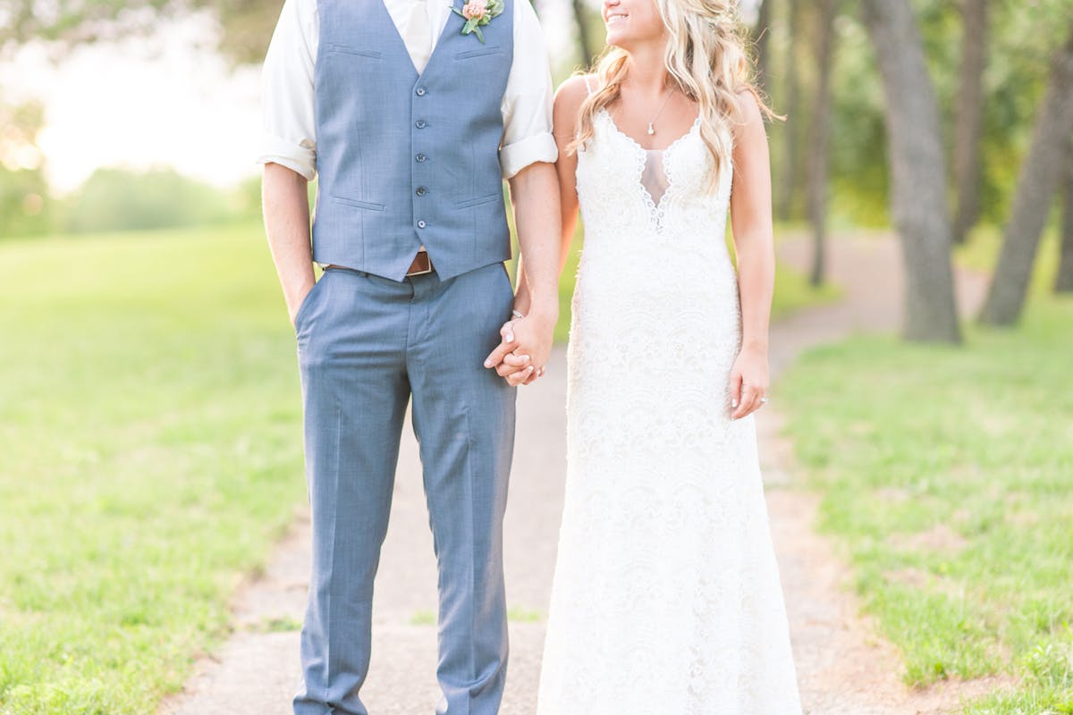 The Best Beautiful And Unique Wedding Poems Readings Stylist This Simple And Intimate Poem Seems To Capture The Nature Of Love Without Over Glorifying It In Any Way Elizabeth Bi Was An American Short Story Writer