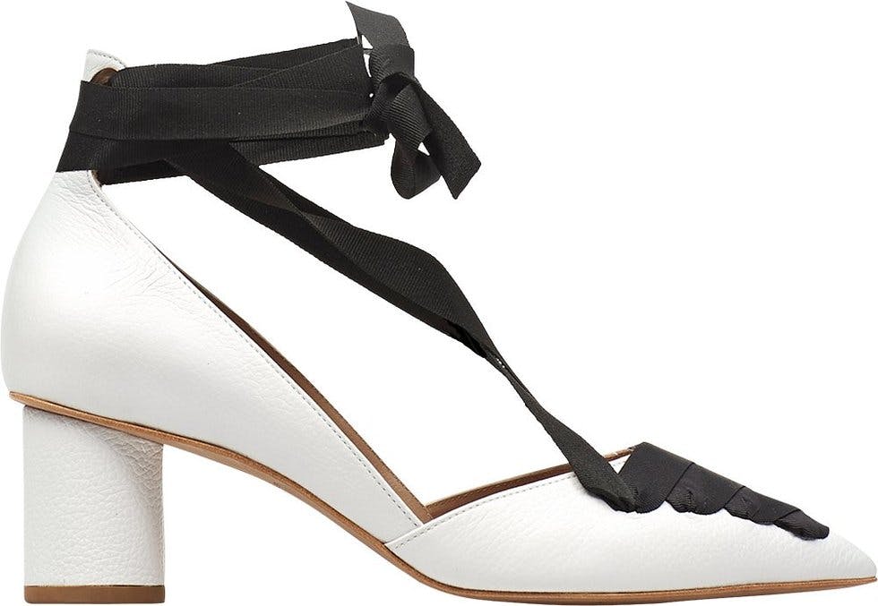 26 stylish shoes for walking to work flats for the commute and