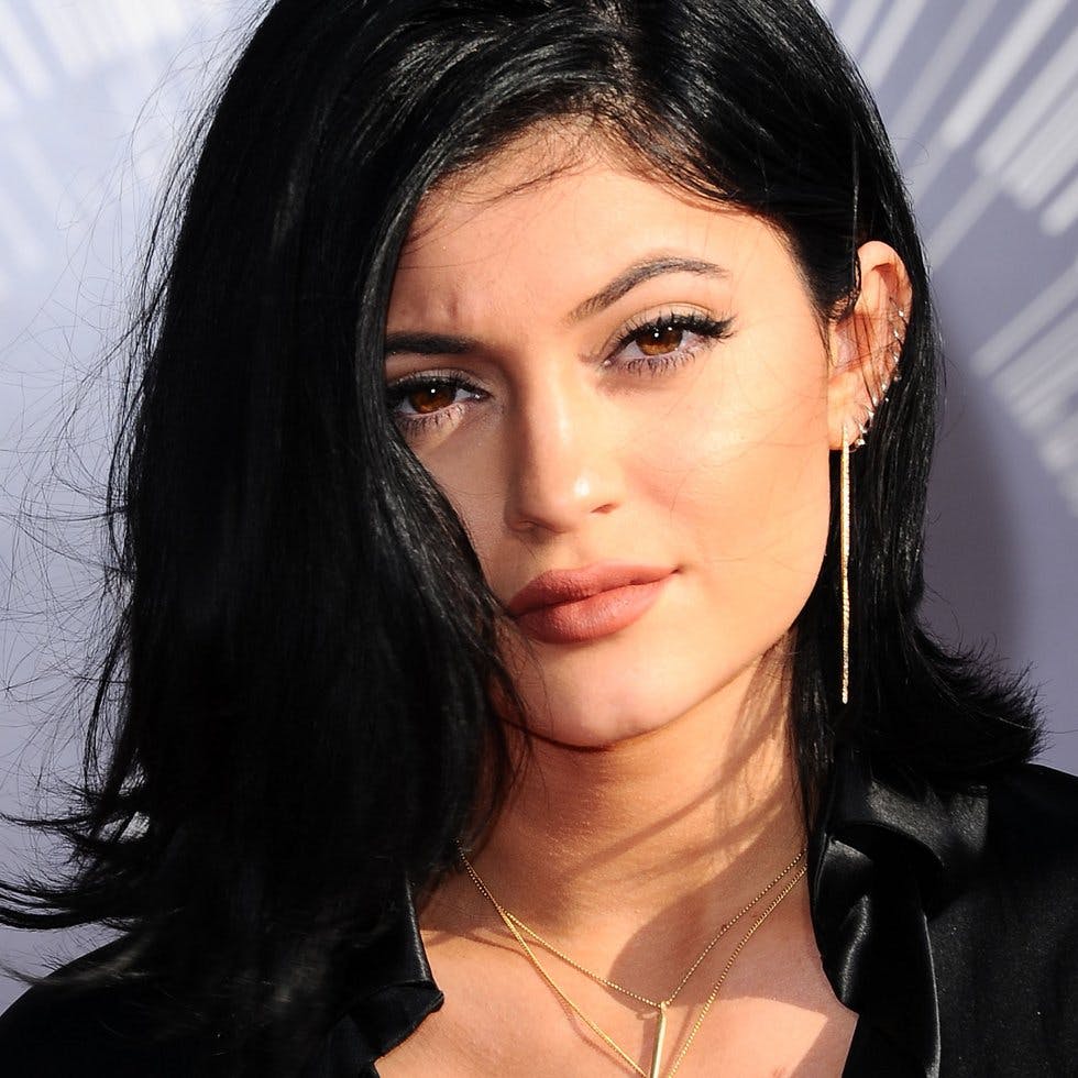 Celebrities who rocked ear cuffs on the red carpet Stylist