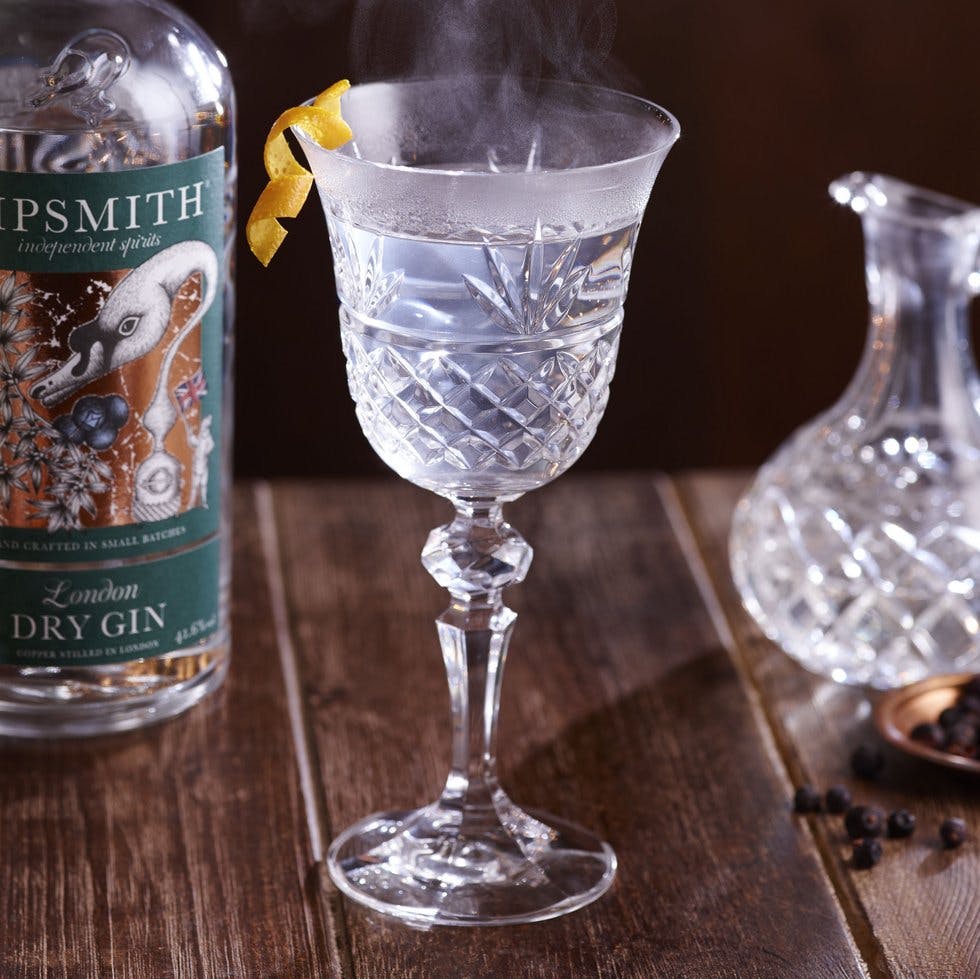 Best hot gin recipes Christmas Cocktails with Gin Mulled Wine