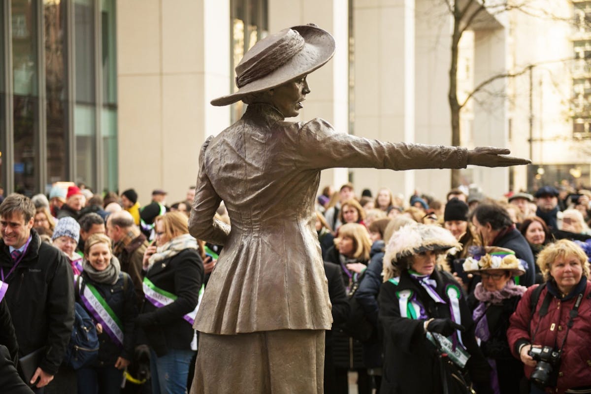 Emmeline Pankhurst statue, Manchester
