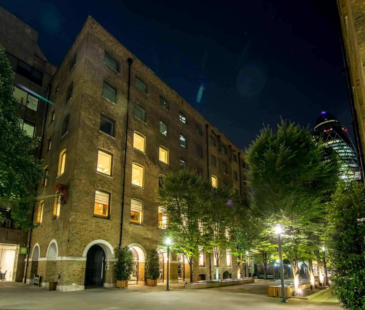 Cosy luxury hotels and country houses in London and the UK