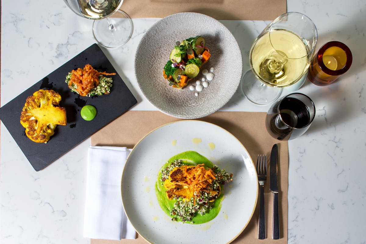 This Is What It s Like To Stay In The World s First Vegan Hotel Suite this-is-what-it-s-like-to-stay-in-the-world-s-first-vegan-hotel-suite